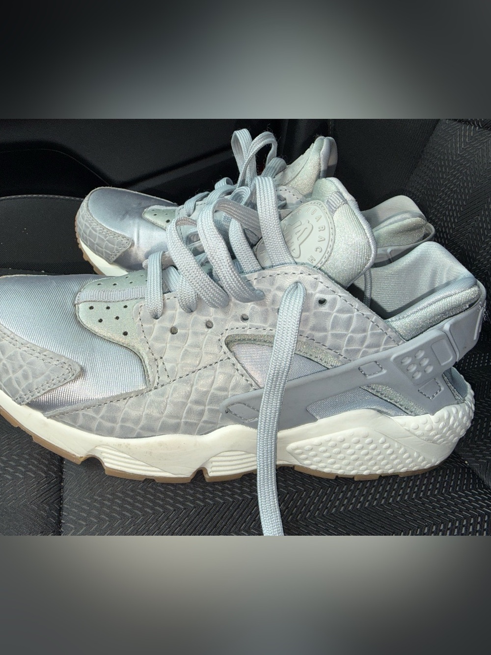 Women’s Athletic Sneakers Nike Huarache